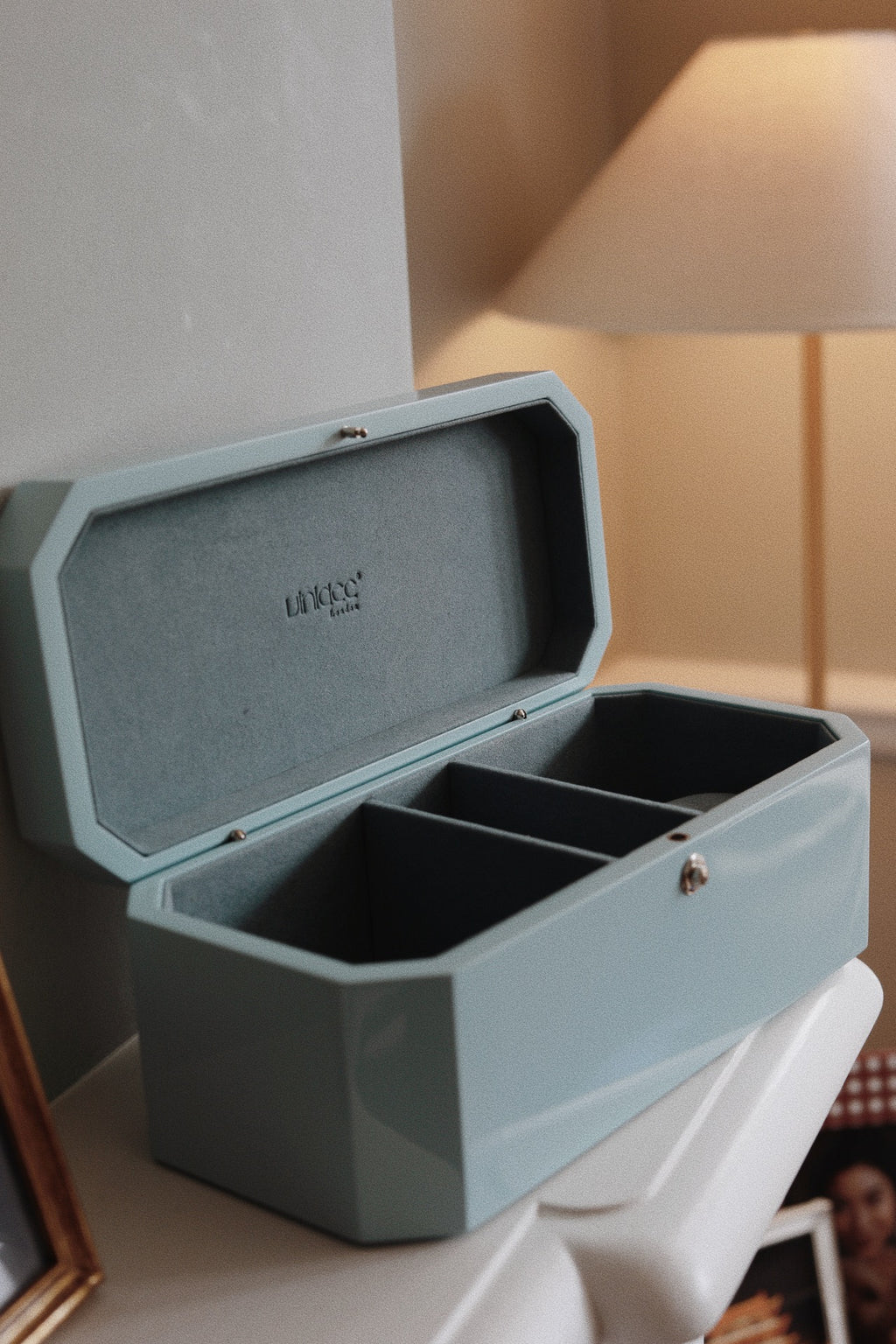 The Chiaroscuro Jewellery Box